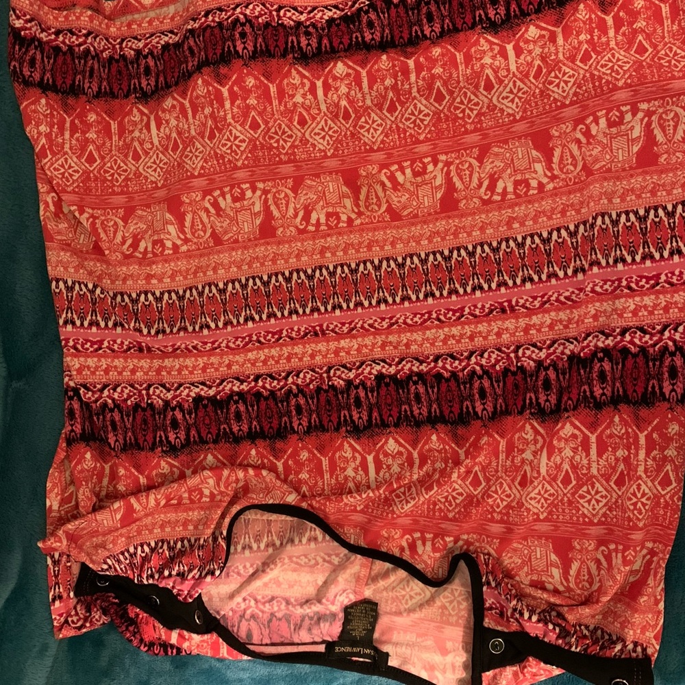 Pink shirt with elephants